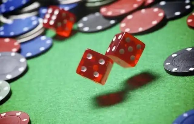Virtual entertainment and e-sports categories on funph